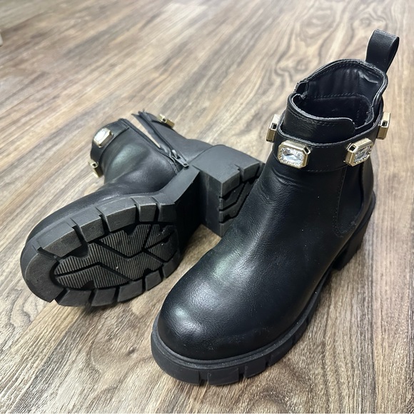 Madden NYC Boot - Picture 1 of 2